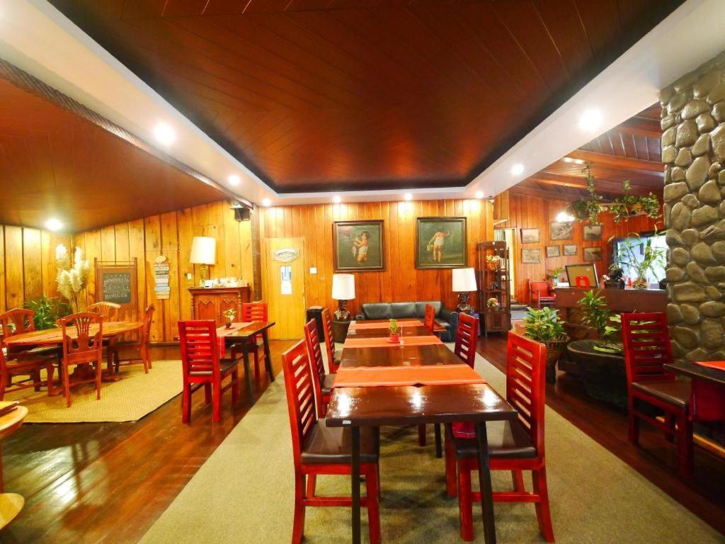 Mountain Lodge And Restaurant Baguio City Exterior foto